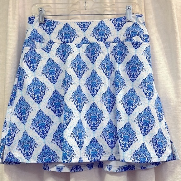 NWOT Women’s Beroy Lined Running Active Skort w/ Pockets White/Blue Size Large - Picture 2 of 7